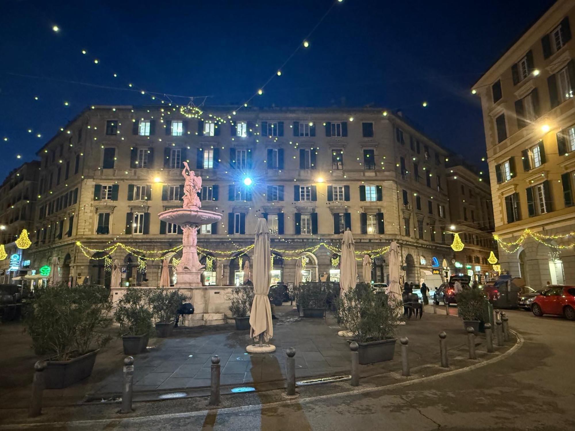 The First Colombo Brignole XX Settembre Leilighet Genova Eksteriør bilde